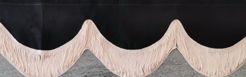 falbana typu HOLLAND STYLE na przednią szybę do samochodu ciężarowego